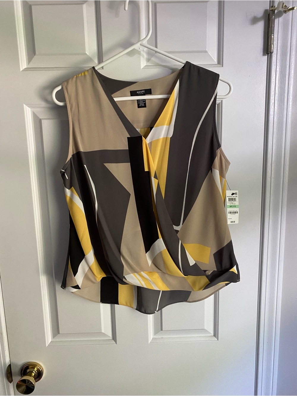 Alfani Graphic Print Shell Tank 8P NWT